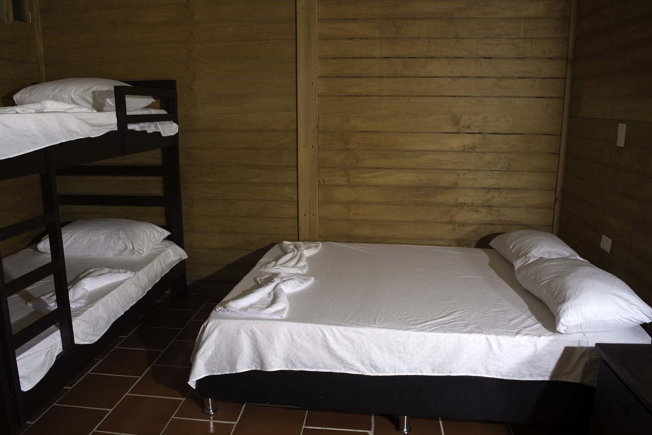 Hostal El Ruby Villavieja Exteriör bild