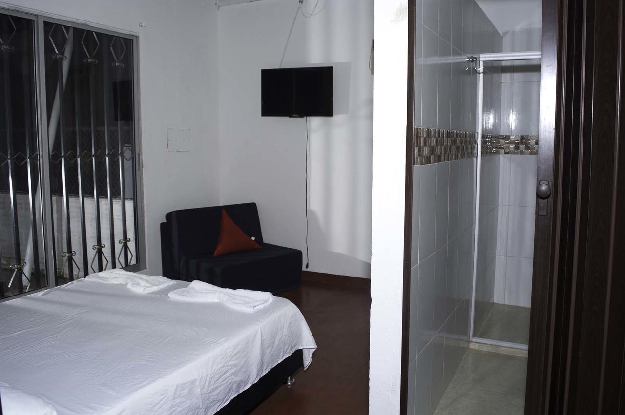 Hostal El Ruby Villavieja Exteriör bild