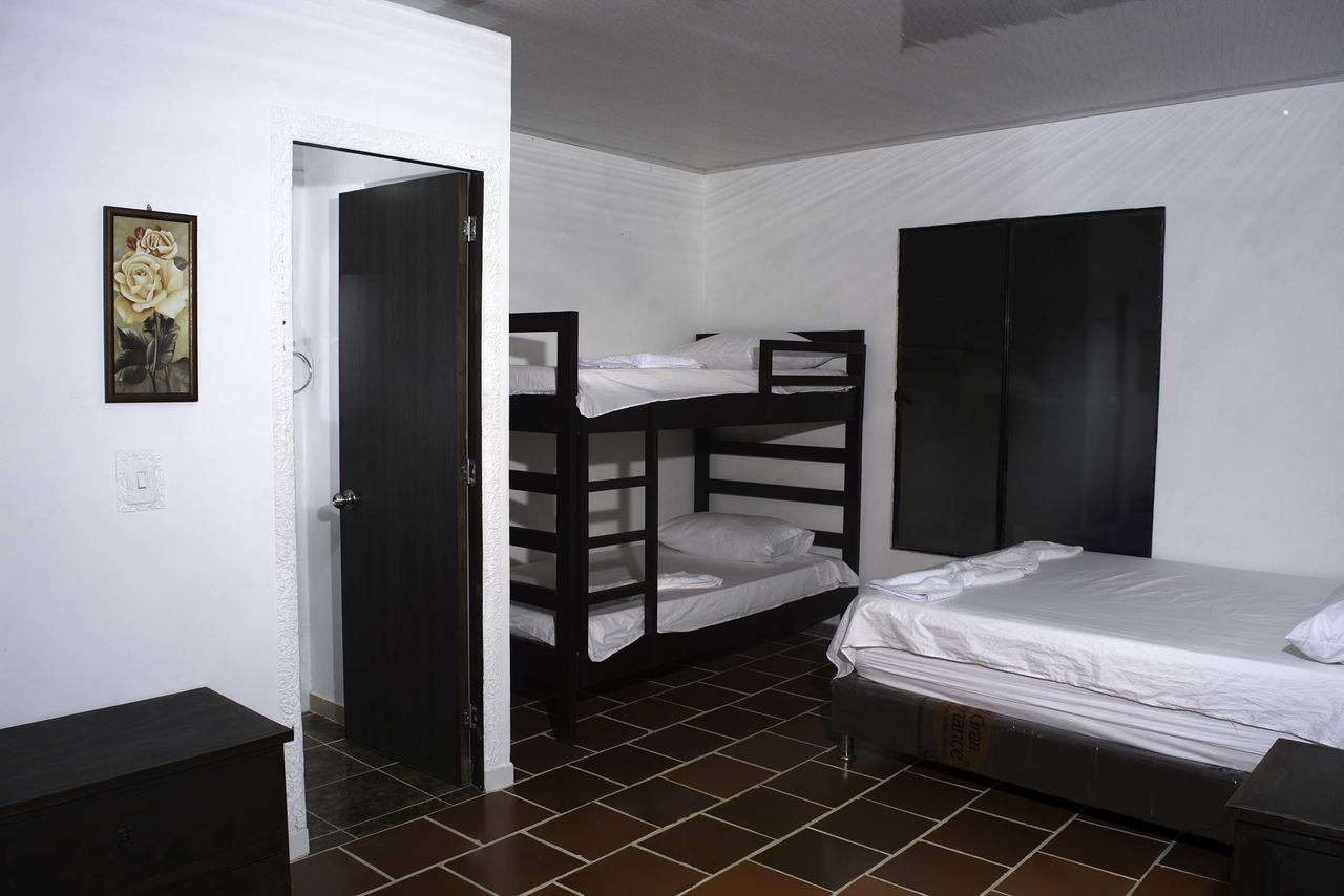 Hostal El Ruby Villavieja Exteriör bild