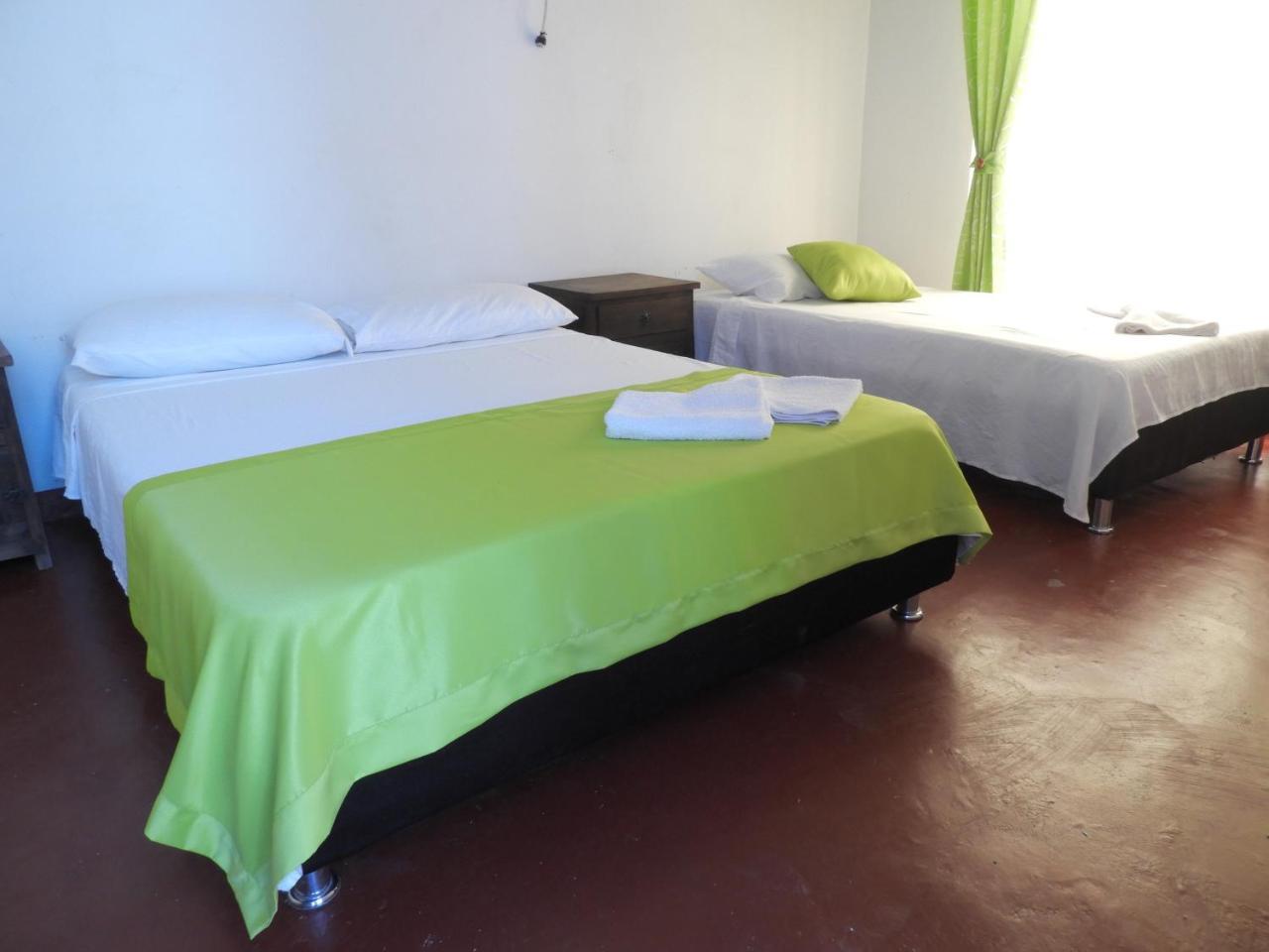 Hostal El Ruby Villavieja Exteriör bild