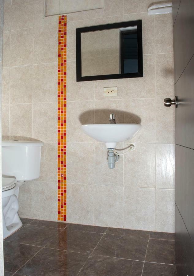 Hostal El Ruby Villavieja Exteriör bild
