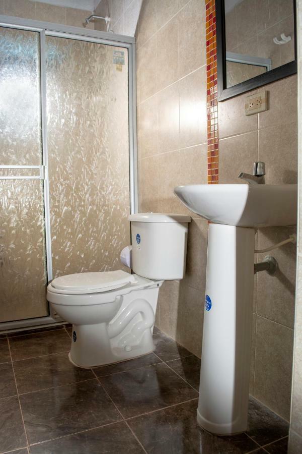 Hostal El Ruby Villavieja Exteriör bild