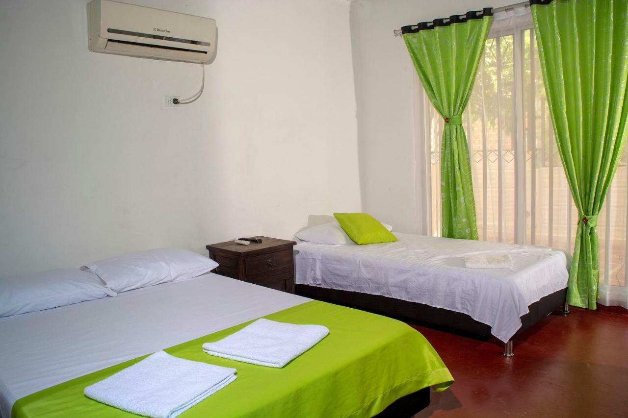 Hostal El Ruby Villavieja Exteriör bild