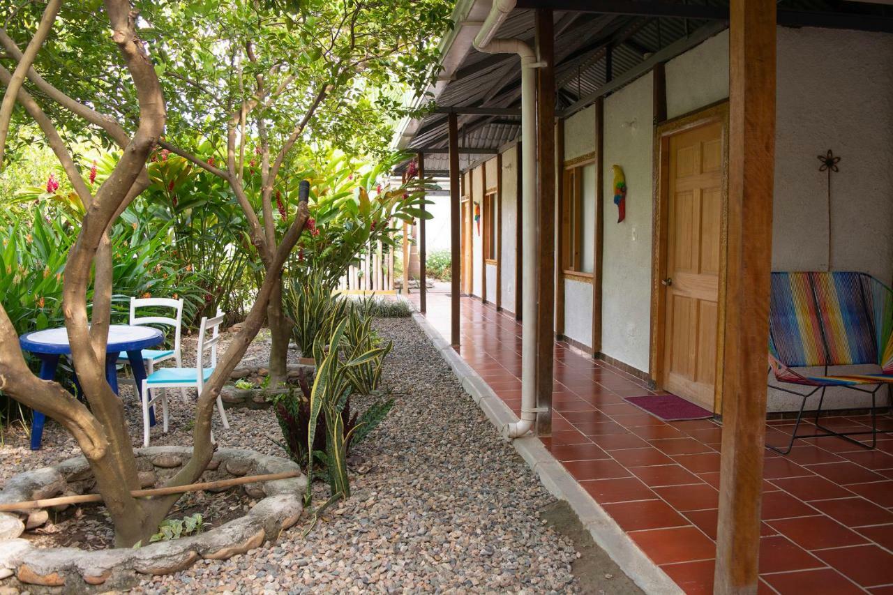 Hostal El Ruby Villavieja Exteriör bild